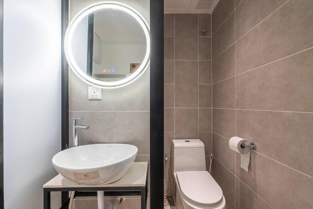 Near Subang Airport Dk Impian 1-2pax Pangsapuri Shah Alam
